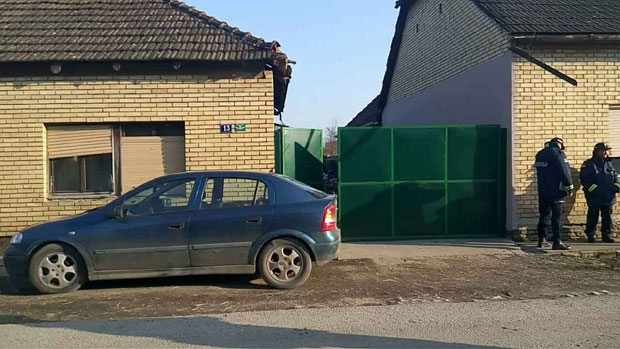 Убио супругу чекићем: Из болнице у притвор